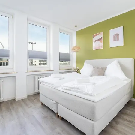 Himmelsstürmer By Awesome * Kassel